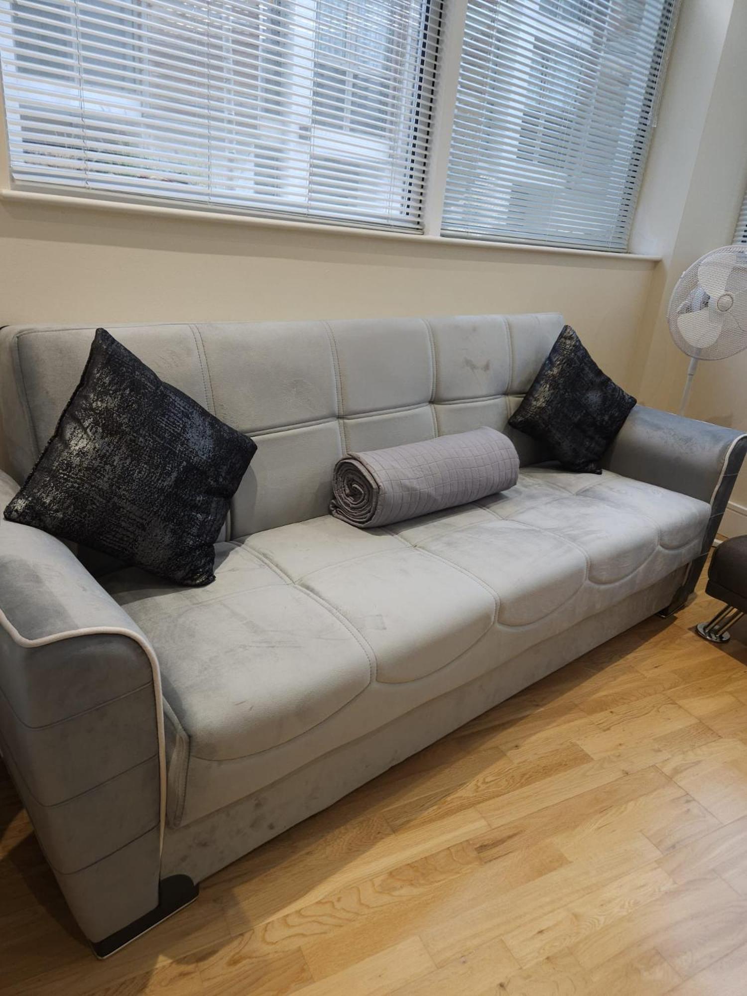 Comfy Spacious Apartment In Canary Wharf Лондон Екстериор снимка
